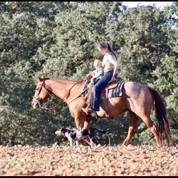 Meet your Posher, Rachel - Picture 3 of 7